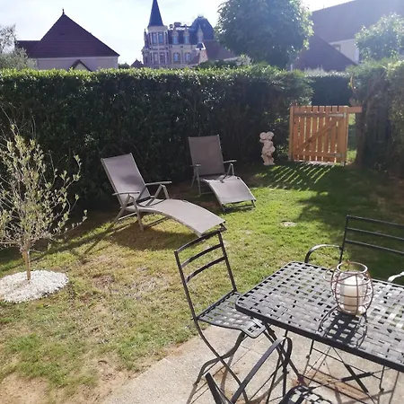 Avec Jardin A 50 M De La Et 2 Velos Inclus