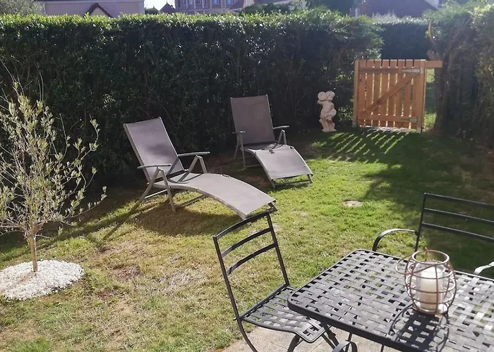 Avec Jardin à 50 M De La Et 2 Vélos Inclus